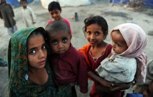 20110104_107682563_pakistan-flood_blog_main_horizontal