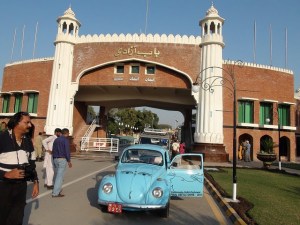 SpinalBeetle-Arriving in Pakistan