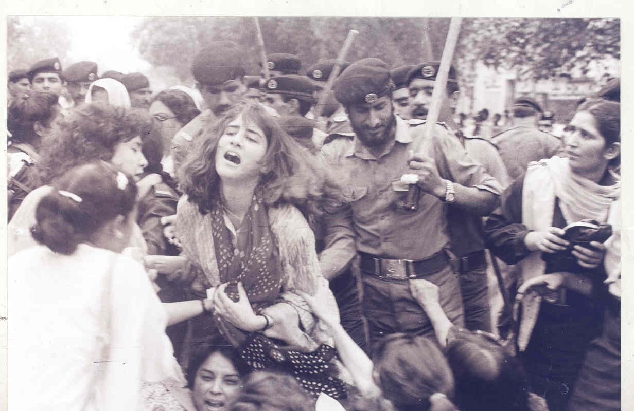 Lahore, Feb 12, 1983: Police brutality on the women's demonstration against the 'Law of Evidence' catapulted the nascent women's movement into the limelight. Photo: Rahat Ali Dar
