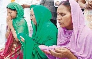 Sarabjit Singh's family prays for his soul