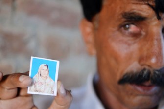 HK-Iqbal - Farzana pic