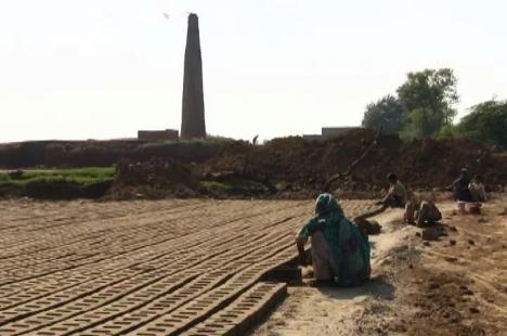 Brick kiln-Shehryar Warraich:News Lens-2015